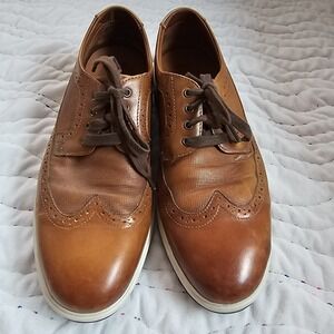 Sz 9 M JOHNSTON & MURPHY Men's Brown Leather Walking Shoes, Wingtip Sneaker